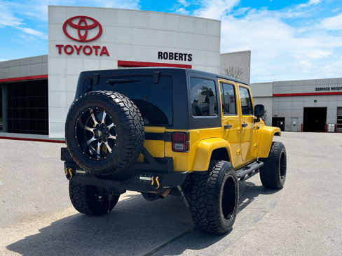 Used 2015 Jeep Wrangler Unlimited Sahara w/ Connectivity Group image 7