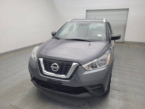 Used 2019 Nissan Kicks S image 15