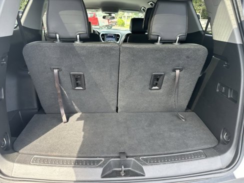 Used 2018 GMC Acadia SLT image 12