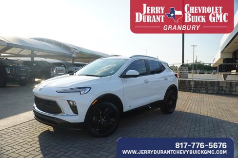 Used 2025 Buick Encore GX Sport Touring w/ Advanced Technology Package image 4