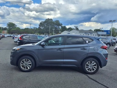 Used 2016 Hyundai Tucson SE image 2
