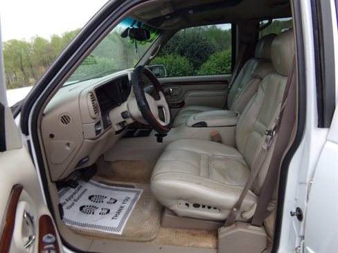 Used 1999 Cadillac Escalade 4WD image 6