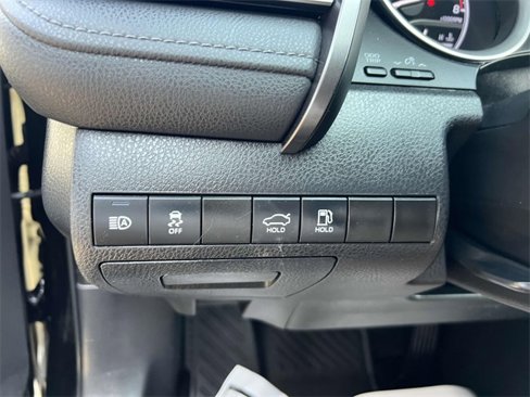 Used 2022 Toyota Camry LE image 17