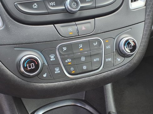 Used 2024 Chevrolet Malibu LT image 22