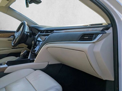 Used 2018 Cadillac XTS Luxury image 22