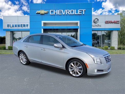 Used 2014 Cadillac XTS Luxury image 2