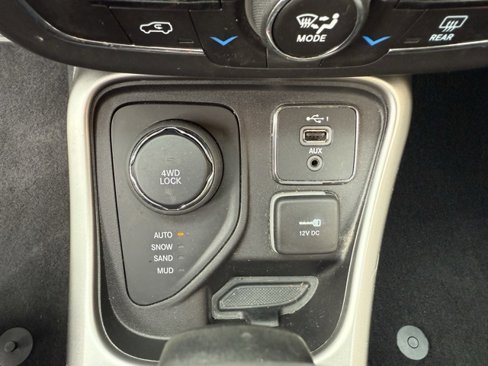 Used 2019 Jeep Compass Sport image 29