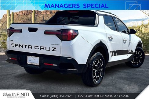 Used 2022 Hyundai Santa Cruz SEL Premium image 2