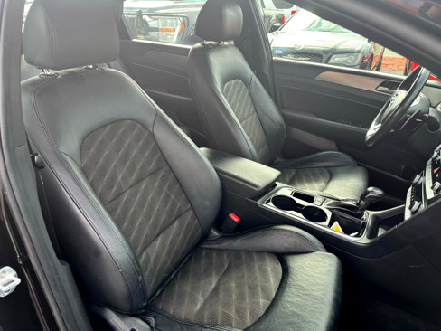 Used 2019 Hyundai Sonata Sport w/ Cargo Package image 18
