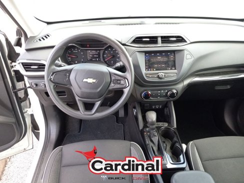Used 2021 Chevrolet TrailBlazer LS image 19