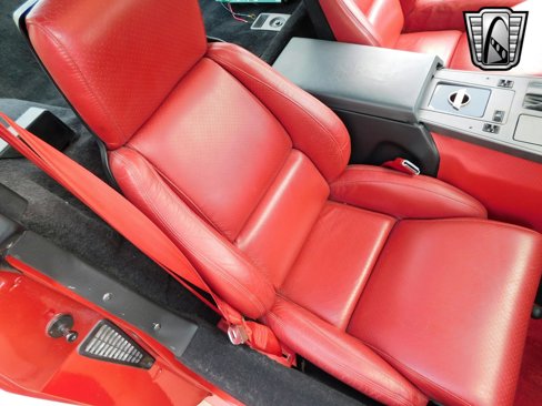 Used 1988 Chevrolet Corvette Coupe image 17