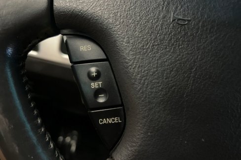 Used 2002 Ford Thunderbird image 23