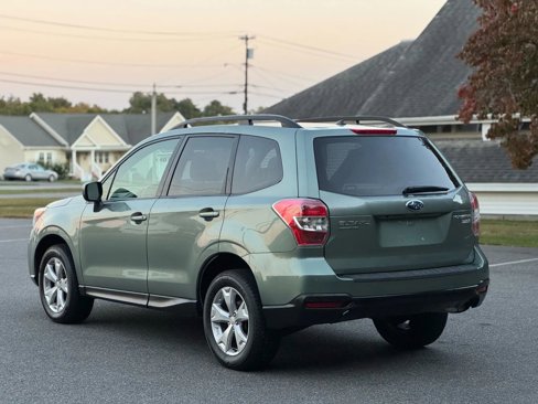 Used 2014 Subaru Forester 2.5i Premium w/ All-Weather Package image 6