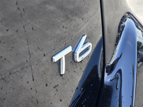 Used 2015 Volvo XC60 T6 image 13