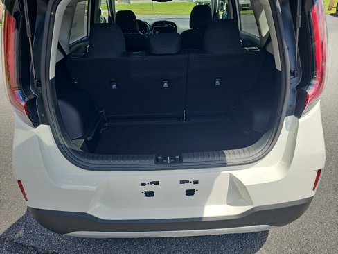 New 2025 Kia Soul S image 16