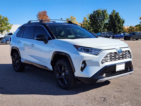 Used 2020 Toyota RAV4 XSE image 4
