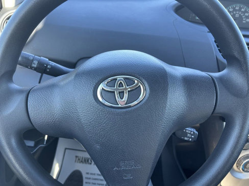 Used 2009 Toyota Yaris Sedan image 13