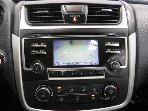 Used 2016 Nissan Altima 2.5 S w/ Power Driver Seat Package image 17