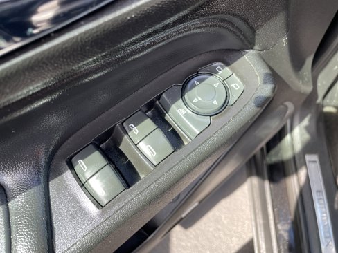 Used 2019 Chevrolet Equinox Premier image 22