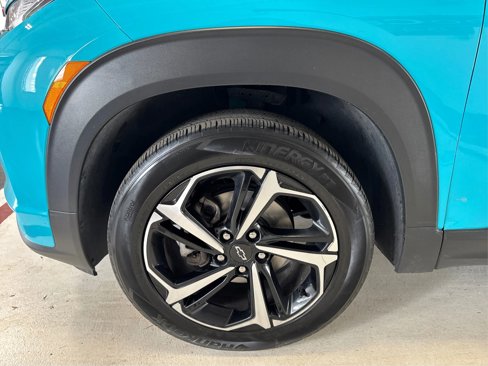 Used 2021 Chevrolet TrailBlazer RS w/ Convenience Package image 12