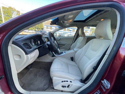 Used 2015 Volvo V60 T5 Premier Plus image 8