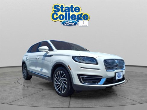 Used 2019 Lincoln Nautilus Reserve image 3