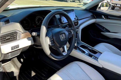 Used 2018 Honda Accord EX image 17