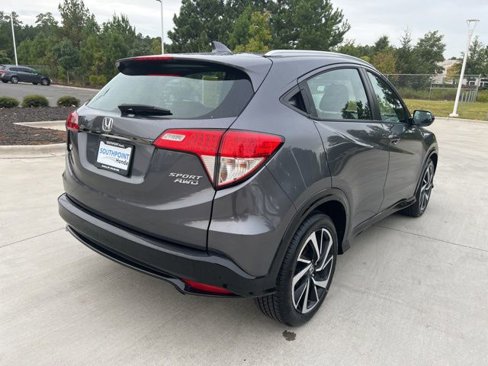 Used 2019 Honda HR-V Sport image 9