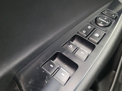 Used 2018 Hyundai Tucson Limited image 27