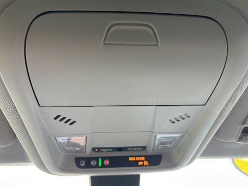 Used 2023 Chevrolet Equinox LT image 14