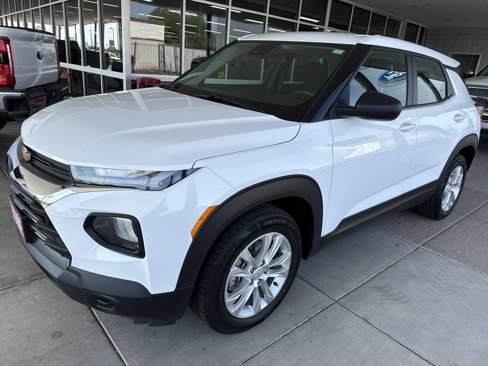 Used 2023 Chevrolet TrailBlazer LS image 3