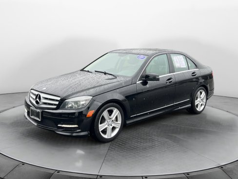 Used 2011 Mercedes-Benz C 300 4MATIC Sedan image 3