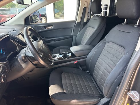 Used 2018 Ford Edge SEL image 10