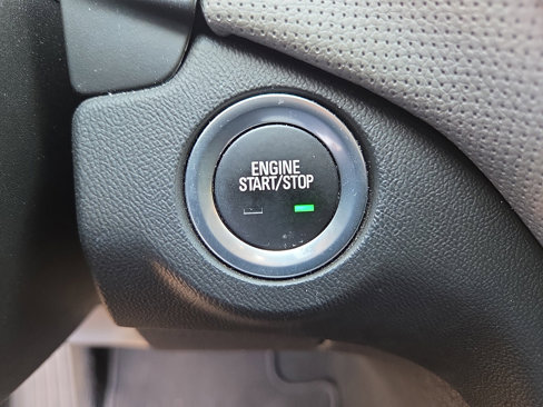 Used 2020 Chevrolet Equinox Premier image 30