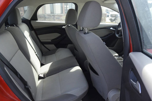 Used 2014 Ford Focus SE image 28