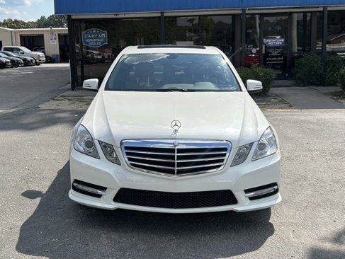Used 2013 Mercedes-Benz E 350 Sedan image 3