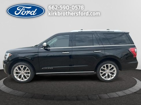 Used 2018 Ford Expedition Platinum image 2