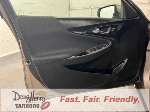 Used 2023 Chevrolet Malibu LT w/ Driver Confidence Package image 27