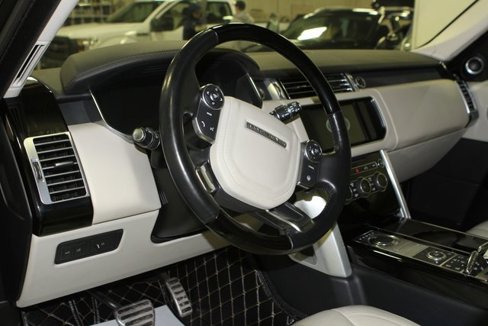 Used 2016 Land Rover Range Rover Supercharged image 20