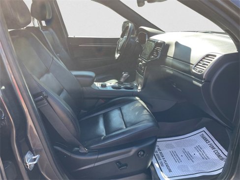 Used 2020 Jeep Grand Cherokee Limited w/ Luxury Group II image 15