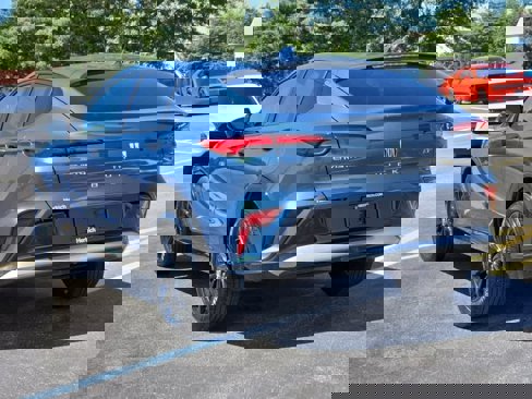 Used 2024 Buick Envista Sport Touring w/ Convenience I Package image 5