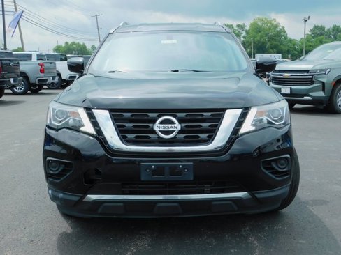 Used 2017 Nissan Pathfinder S image 3