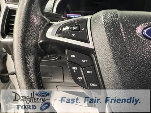 Used 2017 Ford Edge Titanium w/ Technology Package image 48