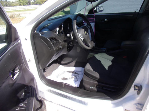 Used 2012 Chevrolet Malibu LT w/ 1LT All-Star Package image 2