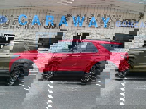 New 2025 Ford Explorer ST image 25