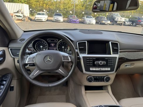Used 2013 Mercedes-Benz ML 350 4MATIC image 10