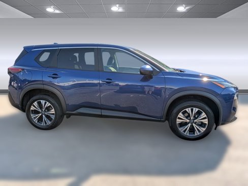 Used 2023 Nissan Rogue SV image 8