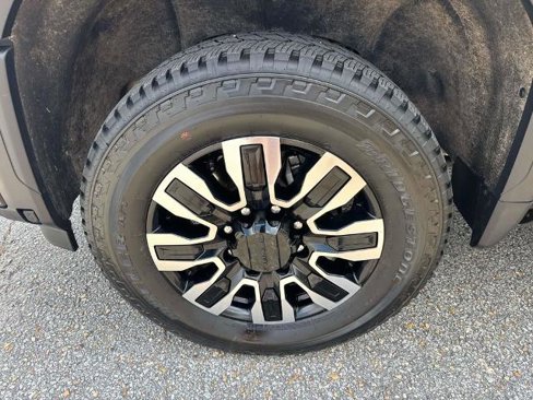 Used 2024 GMC Sierra 2500 Denali Ultimate image 4