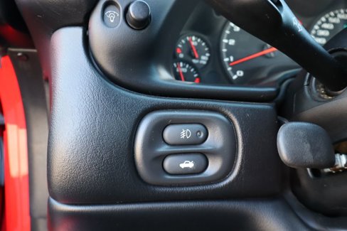 Used 2000 Chevrolet Corvette Convertible image 13
