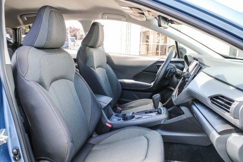 Used 2024 Subaru Crosstrek 2.0i Premium w/ Popular Package #4 image 17